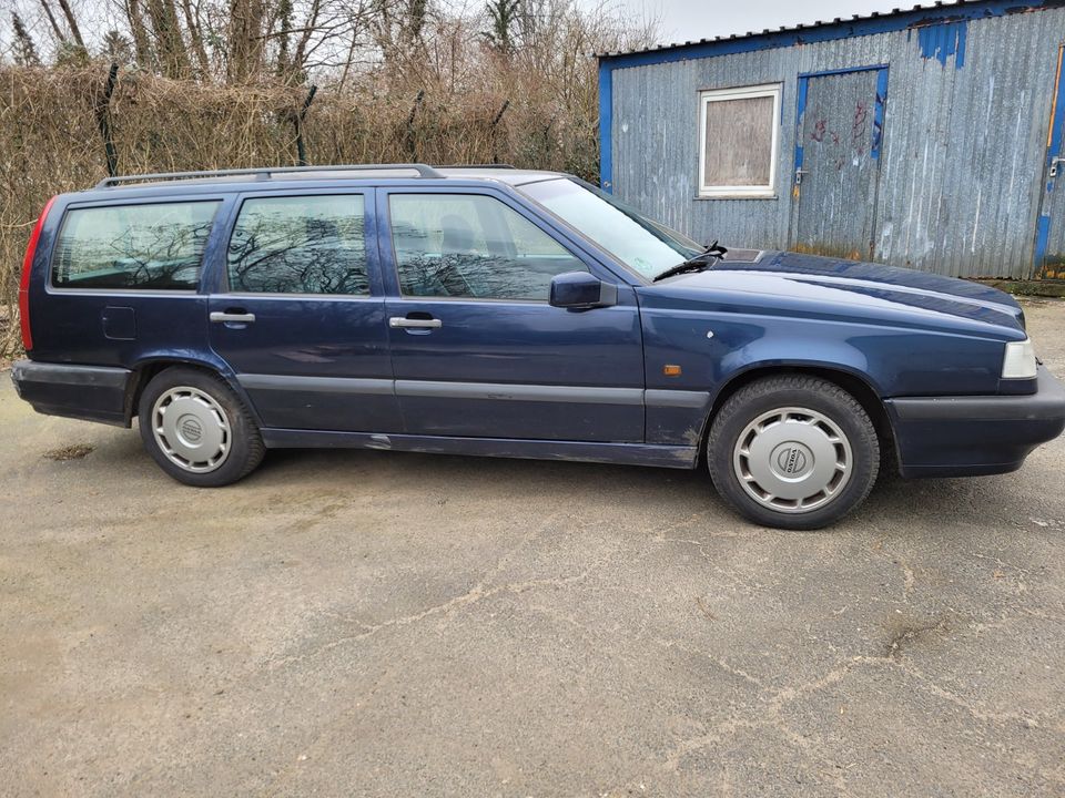 Volvo 850 2.4l Benzin 20V 125 KW  Schlachtfest in Teile  Bj:1996 in Köln