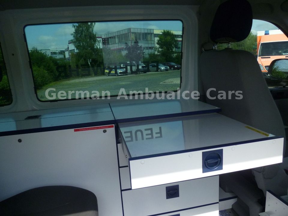 Volkswagen T5 2,0 NEF / Notarzt ATM 144tkm. und ATG 33tkm. in Eichenzell