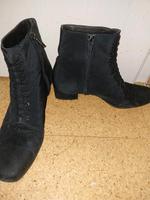 PRADA Stiefeletten 38 schwarz mit Staubbeutel Hessen - Gießen Vorschau