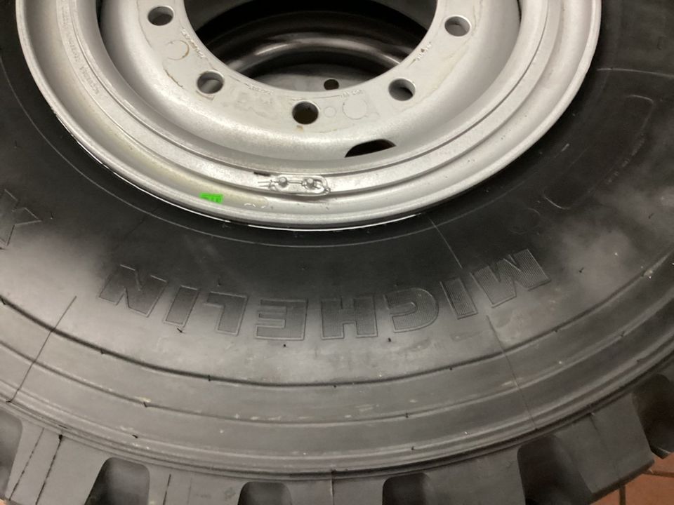 Kompletträder 395/85R20 168G Michelin XZL 10 Loch ET120 TL in Witzmannsberg