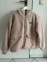 Jacke Bench NEU S/M EUR 38 Frankfurt am Main - Kalbach Vorschau