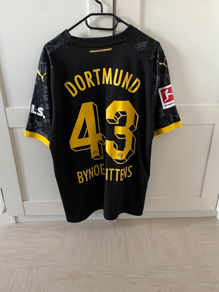 Bvb Trikot Borussia Dortmund in Berlin