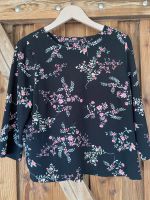 Bluse mit Blumenmuster Schleswig-Holstein - Jevenstedt Vorschau