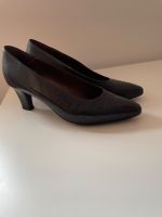 Pumps Schuhe Gr. 7 echt Leder NP 139 Euro Sachsen - Radebeul Vorschau