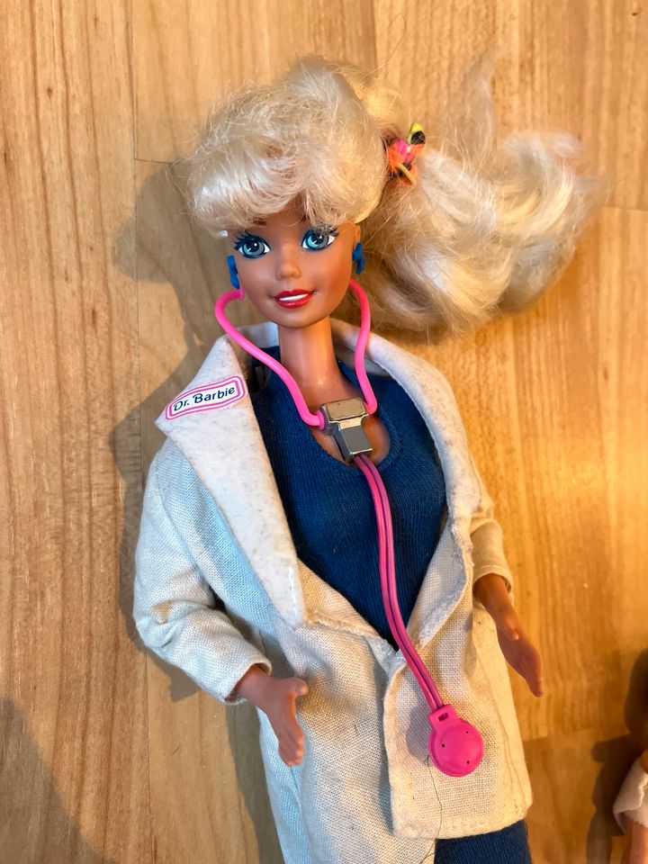 Dr. Barbie Kinderärztin - 90er in Langenfeld