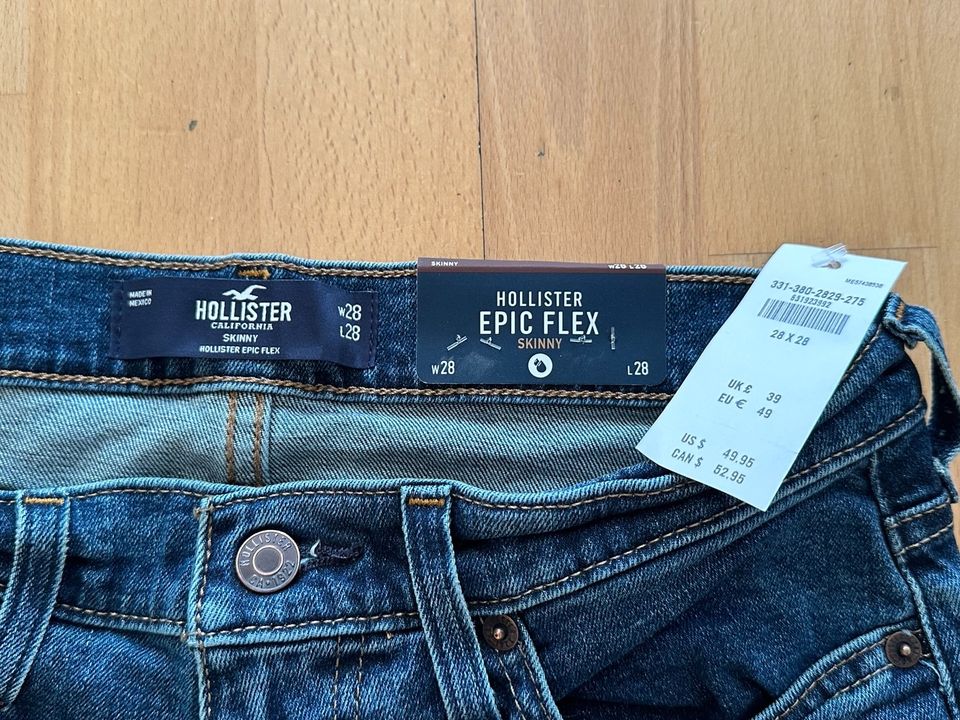 Hollister Jeans Jungen Epic Flex Größe 28 / 28 in Stuttgart