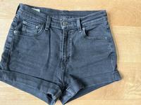 LEVIS Jeansshorts Shorts kurze Jeans Gr. W 26 Niedersachsen - Bad Harzburg Vorschau