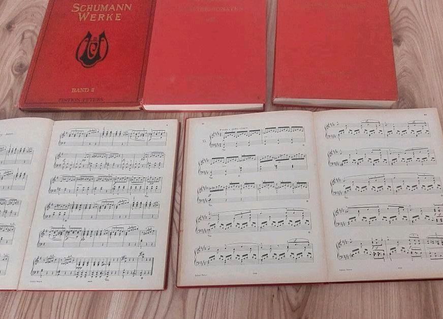 5x Klaviernotenbücher Mozart, Mendelssohn, Grieg Schmann in Düsseldorf