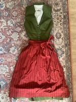 Wenger hochgeschlossenes Dirndl Gr 32 Kr. München - Unterschleißheim Vorschau