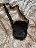 Primark Umhängetasche schwarz unisex Crossbody bag Nordrhein-Westfalen - Arnsberg Vorschau