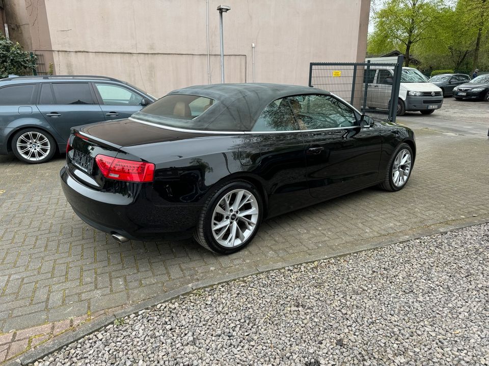 Audi A5 Cabriolet 3.0 TDI quattro in Duisburg