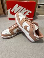 W Nike Dunk Low „Rose Whisper“ in EU: 43 Friedrichshain-Kreuzberg - Kreuzberg Vorschau