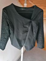 Jacke mit Spitzenärmeln - Damengröße XS/34 - schwarz Hessen - Rosbach (v d Höhe) Vorschau
