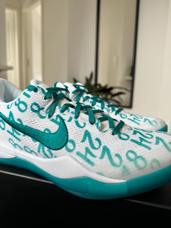 Nike Kobe 8 Protro Radiant Emerald | 43 in Hamburg