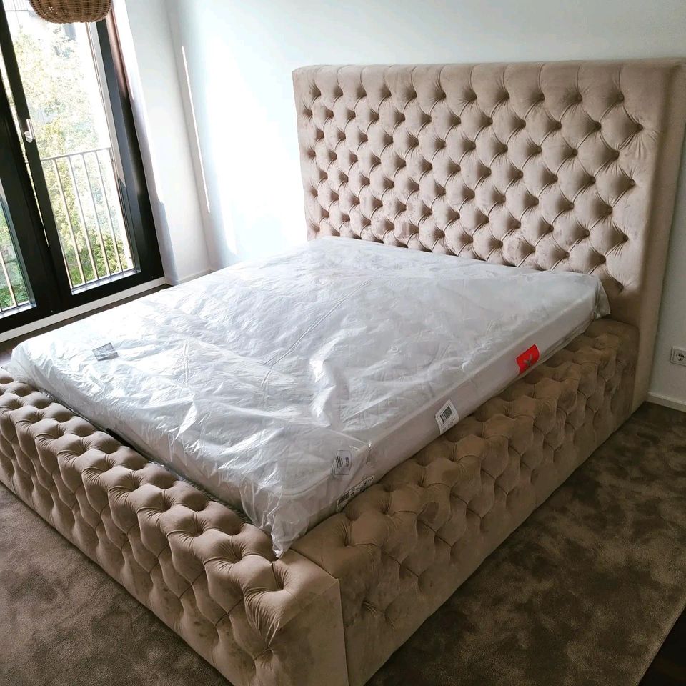 Chesterfield Designer Boxspringbett Polsterbett Samt 160 180 200 in Berlin