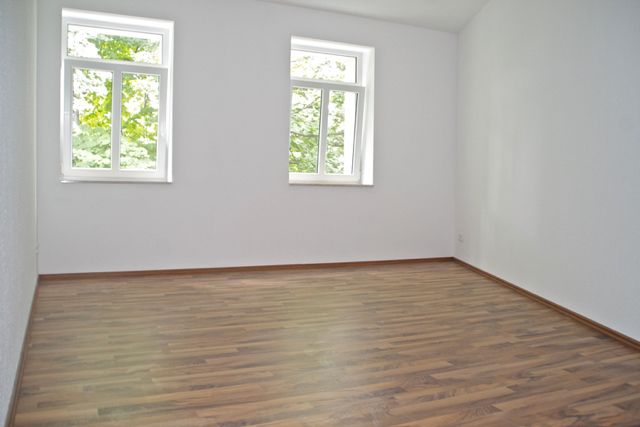 3-Raum • Fussbodenheizung • offene Küche • Balkon • Tageslichtbad mit Wanne • gleich Anschauen !? in Chemnitz