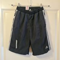 adidas  Kinder Short in schwarz Gr. 13 - 14 Jahre Bayern - Neustadt Vorschau