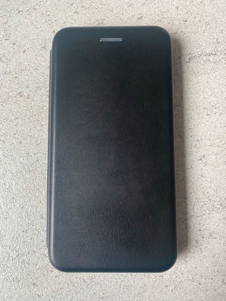 Neue unbenutzte Blade Handy Klapphülle Case Deckel iPhone 11 Pro in Hannover