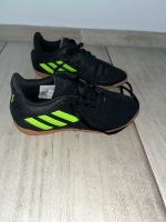 Hallen Schuhe von Adidas gr 32 Nordrhein-Westfalen - Delbrück Vorschau