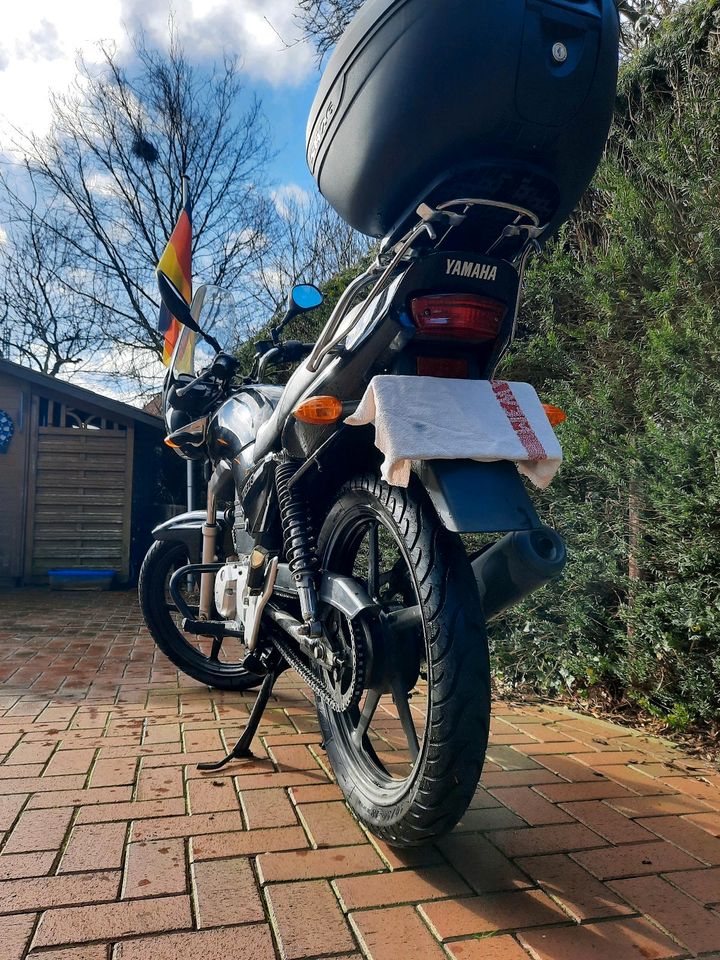 Yamaha YBR125/ Motorrad 125 ccm in Bockhorn