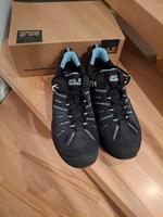 NEUE Wanderschuhe Trekking Jack Wolfskin Gr.40 Kr. München - Haar Vorschau