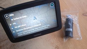 TomTom GO 500 Navigationsgerät mit WiFi Und Sprachsteuerung Kompl