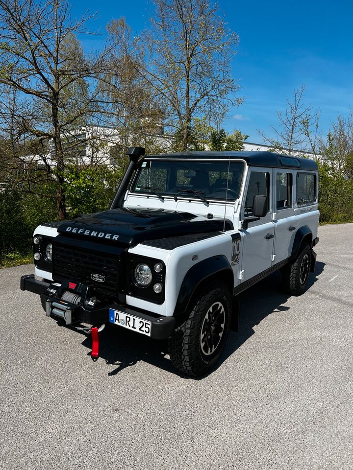 Defender 110 Station Wagon Sondernodell Adventure - Top in Neusäß