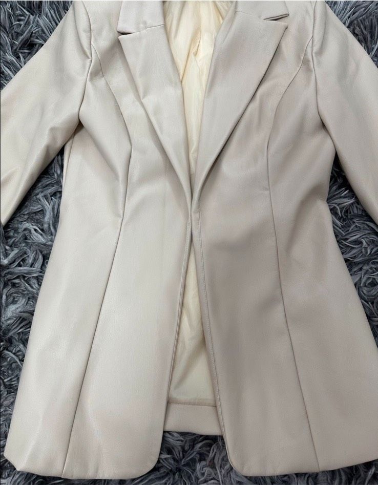 Missguided Blazer Jacke Lederblazer beige 36 S in Bielefeld