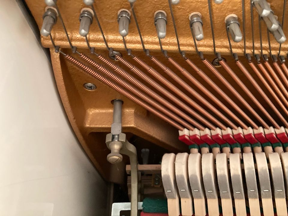 Grotrian-Steinweg 122V Klavier in Flensburg