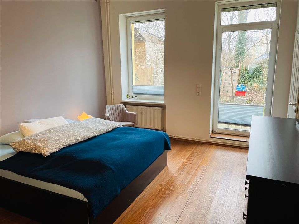 bezugsfreie Wohnung mit 3 Zimmer im Erdgeschoss mit Garten - 300 m vom Samariterviertel entfernt in Berlin