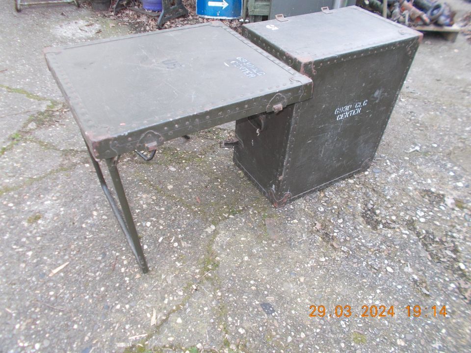 Field Desk US ARMY 1969  Vietnam transportabel  Feld Schreibtisch in Bad Bentheim