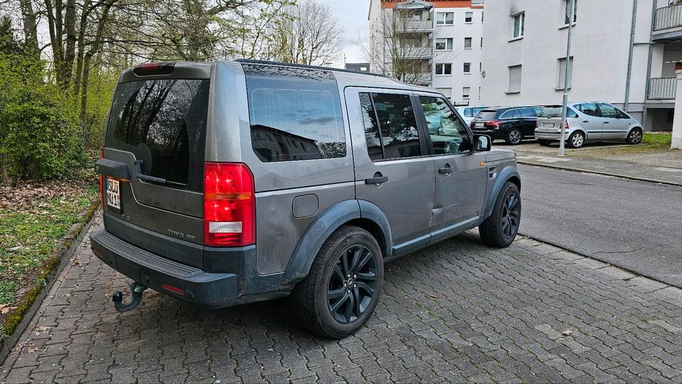 Land Rover  Discovery 3  7sitzer  Schaltgetriebe in Maintal