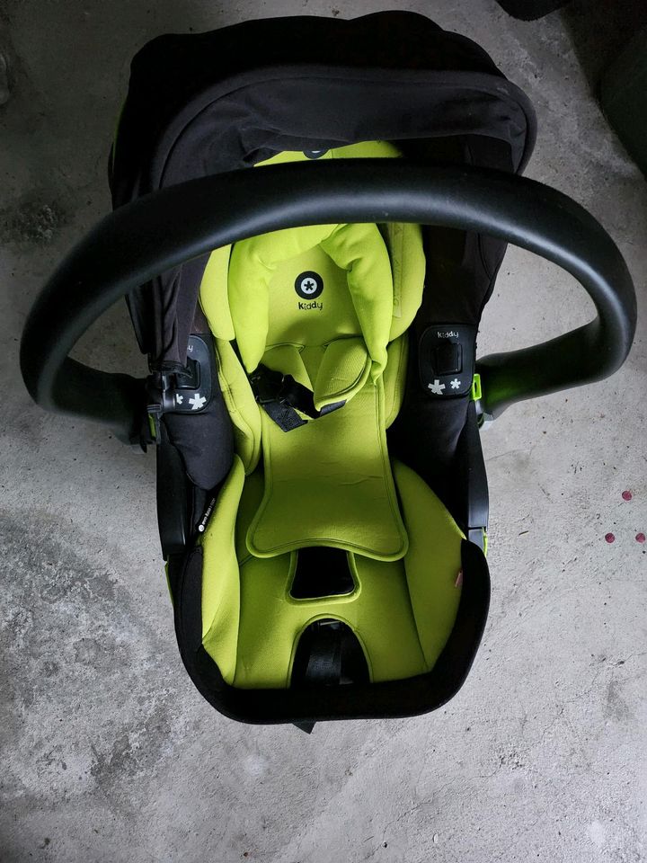 Maxi cosi mit isofix in Brunnen