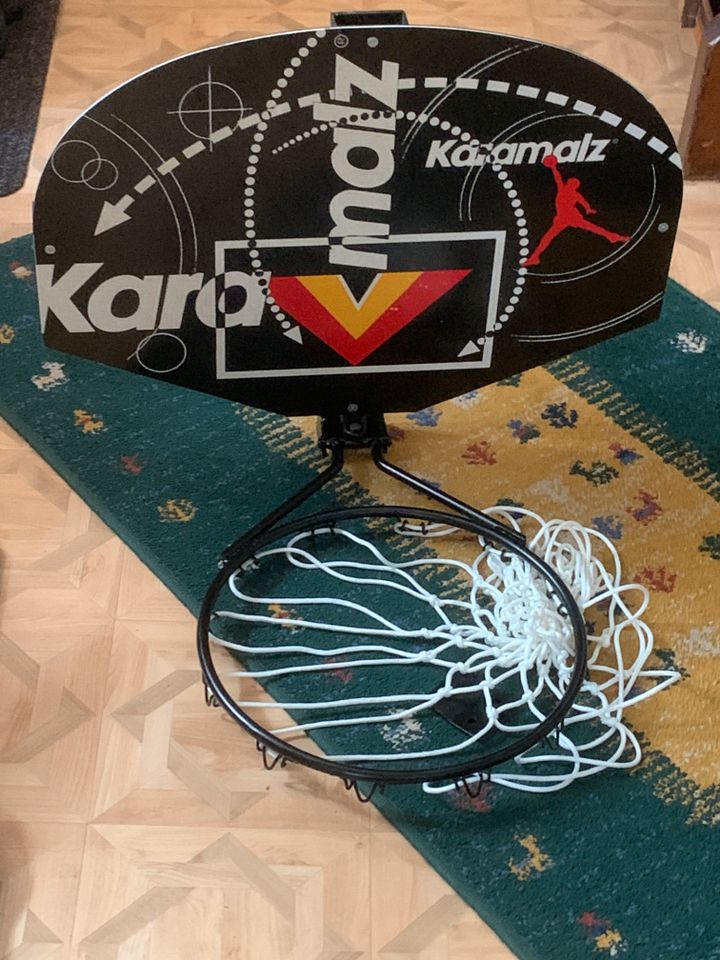 Basketballkorb von Karamalz in Brachttal