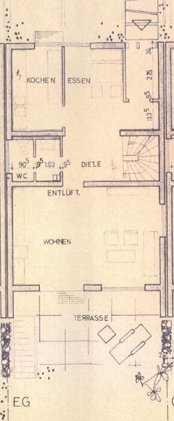 RMH mit zauberhaftem, großen Garten und Garage in Kirchheim u. Teck in Kirchheim unter Teck