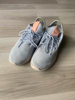 Adidas HU Sneaker hellblau/rosa / Gr. 39 / Pharrell Williams Bayern - Karlsfeld Vorschau