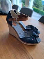 Tommy Hilfiger Espadrilles Keilsansalette Gr. 40 Niedersachsen - Bodenwerder Vorschau