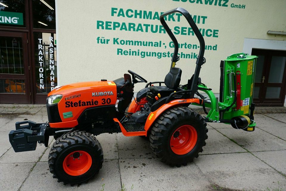 Kubota - Allradtraktor, Traktor, Schlepper in Schmiedeberg