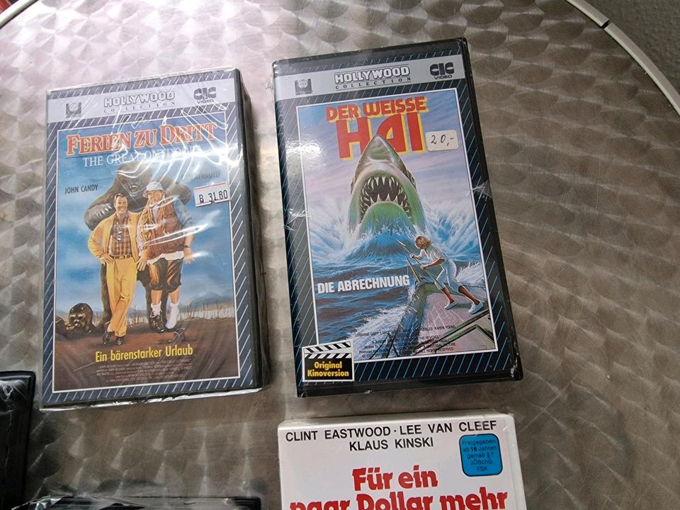 Vhs Video Casetten, neu verpackt, alt selten, Der weisse Hai etc. in Berlin