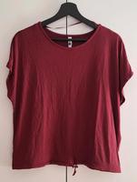 Rotes Tshirt mit Bändern Hessen - Guxhagen Vorschau
