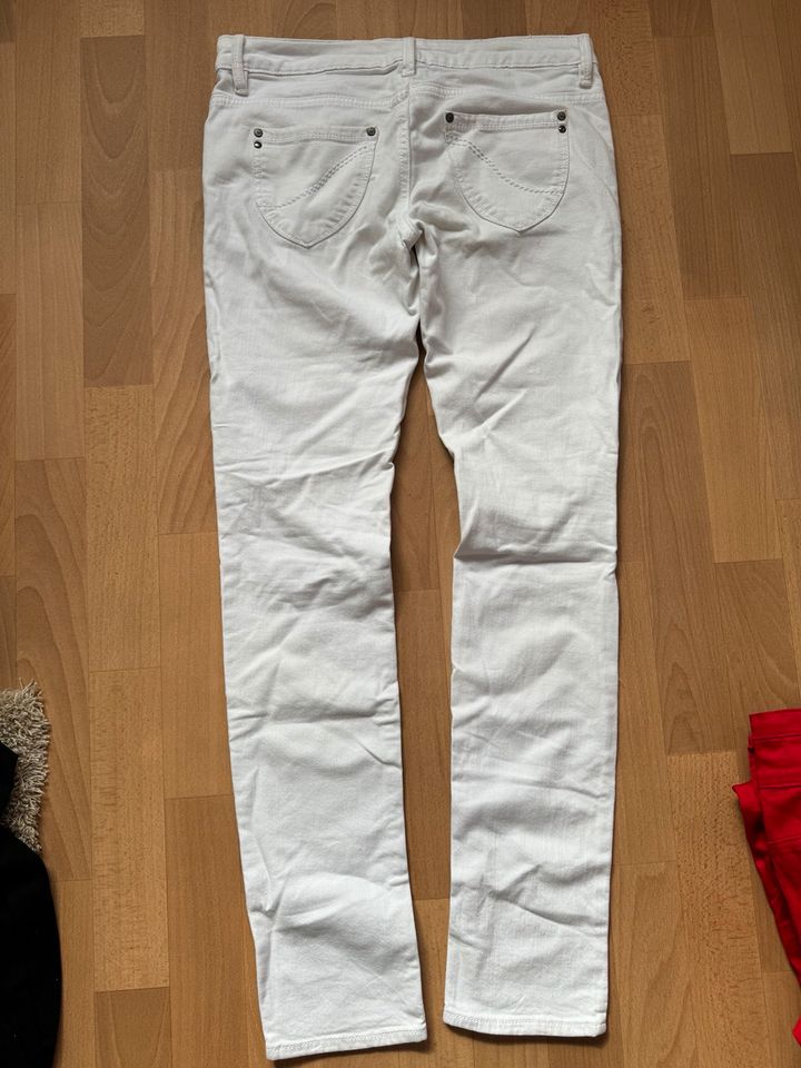 Weiße Hose/Jeans 38 Low Waist in Hannover