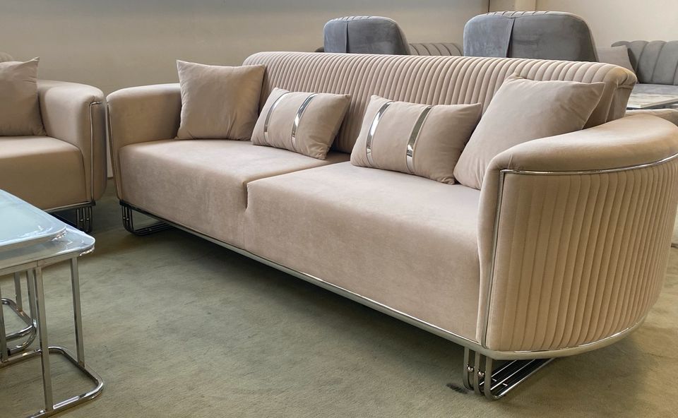 Chesterfield Sofa 3+3+1+1 in Limburg