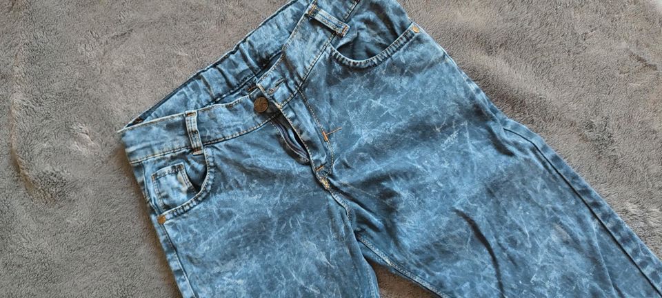 Coole Jeans Jungs Gr. 134 in Plate