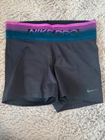 Nike Pro L. Schwarz neu rosa Türkis pink Sporthose turnen Frauen Nordrhein-Westfalen - Marl Vorschau
