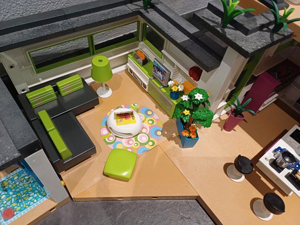 Playmobil Villa mit viel Zubehör in Weiding