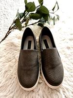 Slip-On Sneaker in Grau mit Schlangenoptik Bayern - Simbach Vorschau