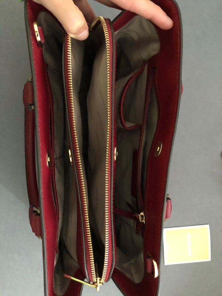 Original Michael Kors Handtasche Satchel Large Savannah Leder rot in Dortmund