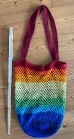 Handgemachte Häkeltasche in Regenbogen-Farben Hessen - Brachttal Vorschau