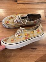 Süße Vans x Disney Sneaker Winnie Pooh Authentic Rarität 40,5 Niedersachsen - Rühen Vorschau