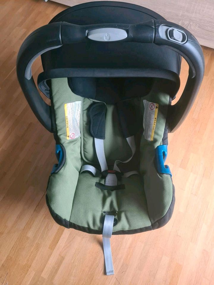 Britax Römer Baby-Safe Plus Babyschale, 0 -13kg, SHR-II in München